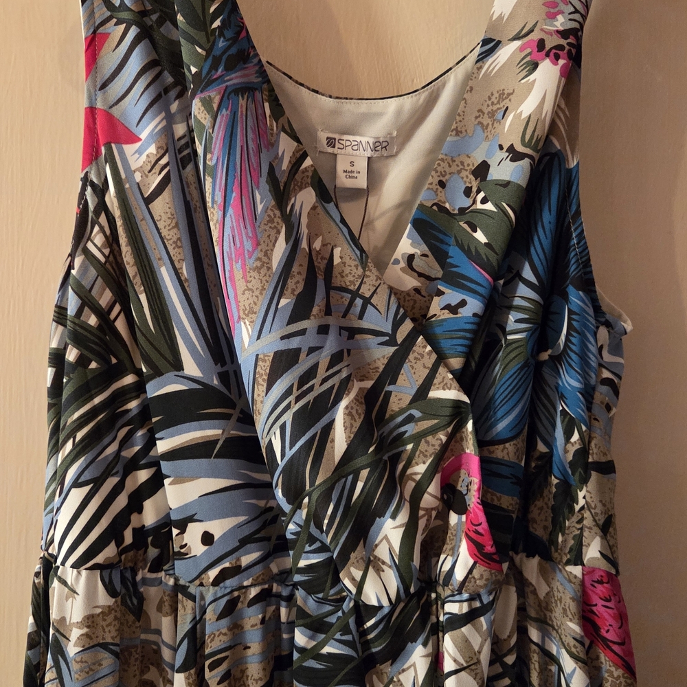 NWT SPANNER Colorful Tropical Print Maxi Dress